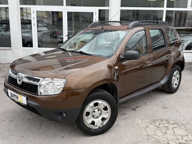Dacia Duster 1,6 16V Laureate