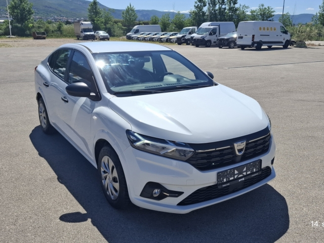 Dacia Logan Essential 1.0 Tce 100 ECO-G