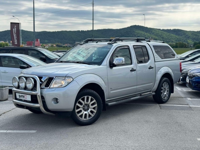 Nissan Navara Double Cab 3,0 dCi LE Look Aut.