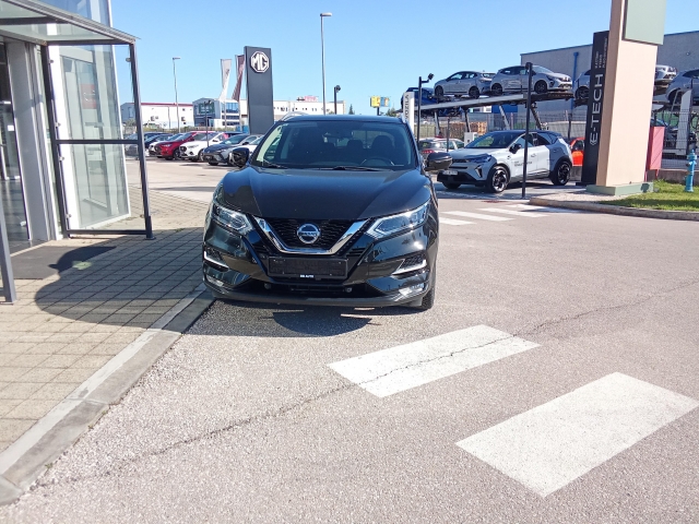 Nissan Qashqai 1,3 DIG-T 160 N-Connecta DCT