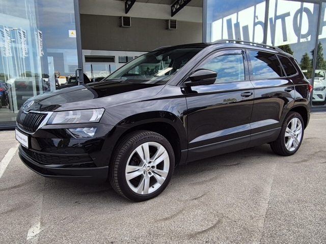 ŠKODA KAROQ 1,6 TDI STYLE DSG ALU NAVI PDC PARK PILOT *