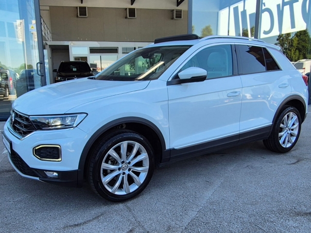 VW T-Roc 1,5 TSI BMT  FULL LED VIRTUAL PANORAMA*80.000KM*