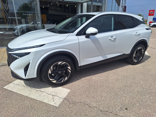Nissan Qashqai 1,3 DIG-T MHEV N-Connecta X-Tronic