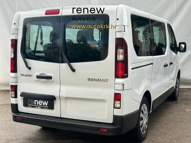 Renault Trafic Passenger 1,6 dCi 95 Confort, VELIKI SERVIS