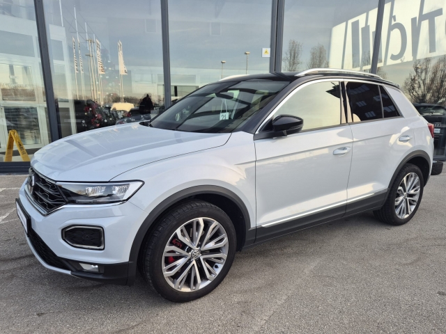 VW T-Roc 1,5 TSI Sport*NAVI*GRIJANJE SJEDALA*2 SETA*KAMERA*
