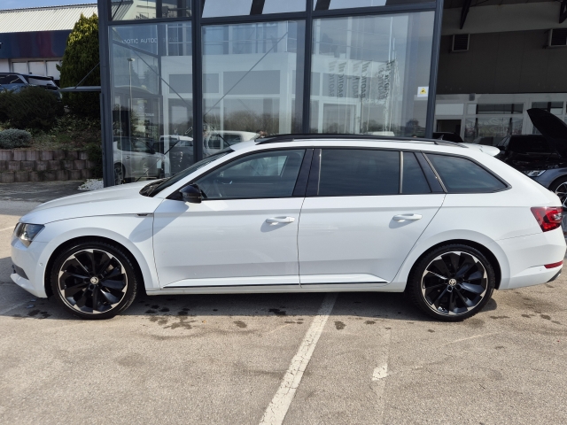 Škoda Superb Combi 4x4 2,0 TDI SportLine DSG