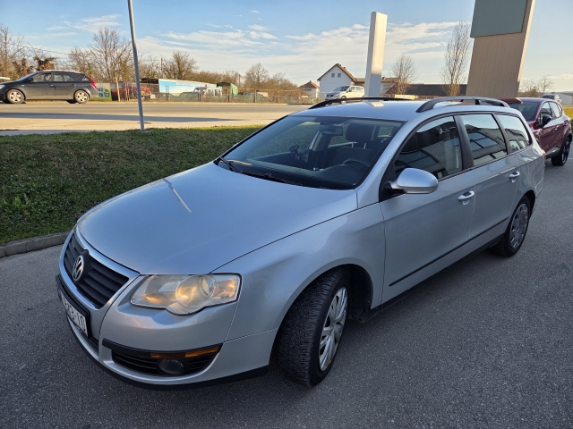 VW Passat Variant 2,0 TDI Trendline USLUŽNA PRODAJA!