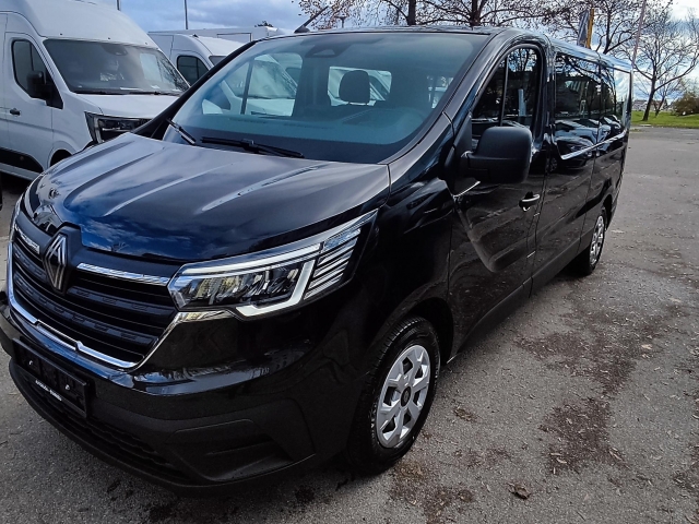 Renault Trafic Grand Passenger dCi 150 Zen