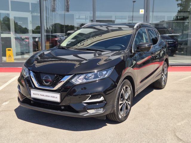 Nissan Qashqai N-Connecta 1,2 DIG-T  X-Tronic