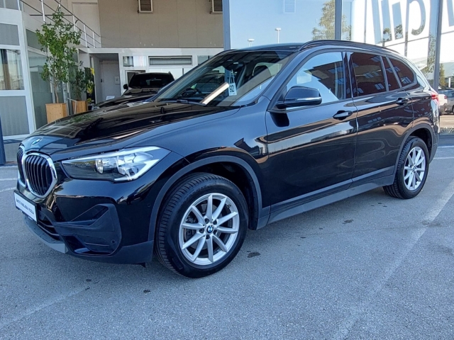 BMW X1 xDrive18d AUTOMATIK HEAD UP KAMERA *74.000KM*GARANC.